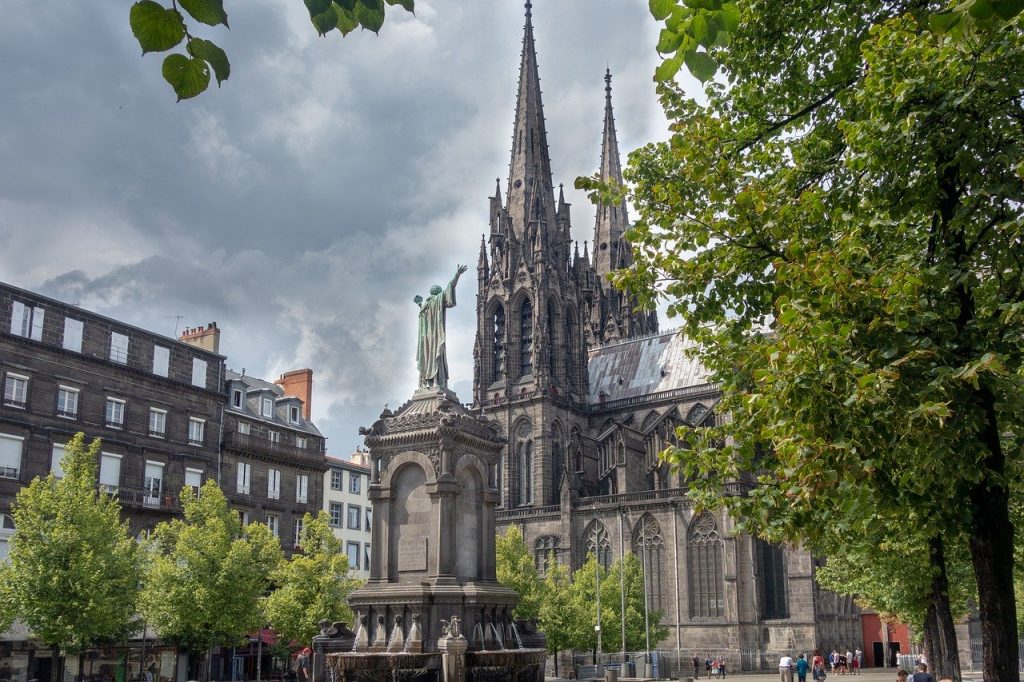 Pompes funèbres à Clermont-Ferrand (63)